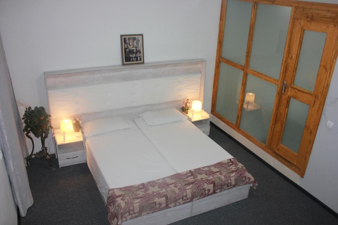 Diamond Georgia Hotel Тбилиси Екстериор снимка