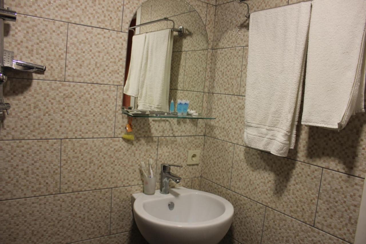 Diamond Georgia Hotel Тбилиси Екстериор снимка